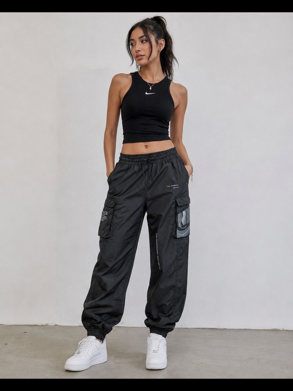 Nike Windbreaker Women's S Black Ripstop Cargo Jogger Pants Triple Swoosh